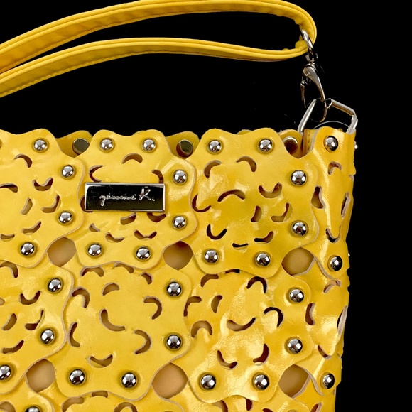 Sophisticated Style by Youmi K Yellow Purse - Picture 2 of 4